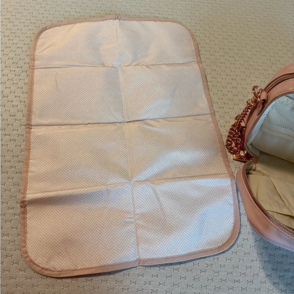 itzy ritzy double take crossbody - Picture 3 of 8
